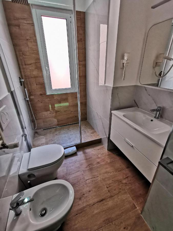 מלון לידו די אוסטיה Il Mare Di Roma Deluxe מראה חיצוני תמונה