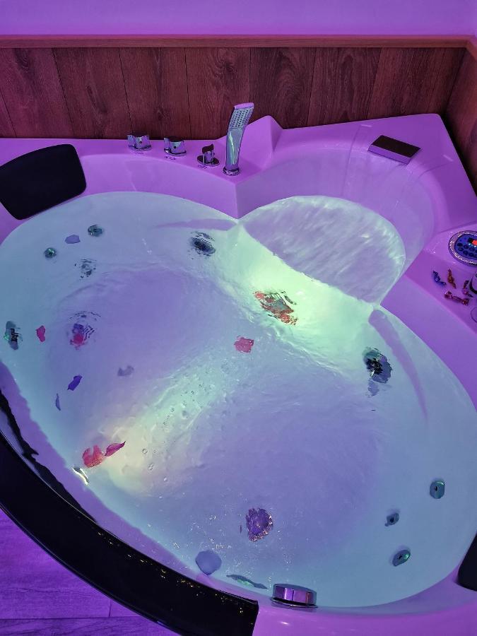 מלון לידו די אוסטיה Il Mare Di Roma Deluxe מראה חיצוני תמונה